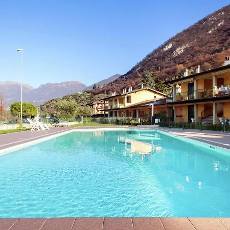 Mountain-view In With Swimming Pool شقة *