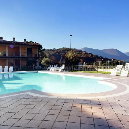 Mountain-view In With Swimming Pool شقة *